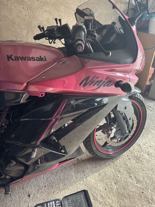 Kawasaki ninja RÓŻOWY