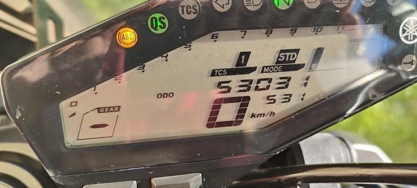 Yamaha mt 09 zadbana transport