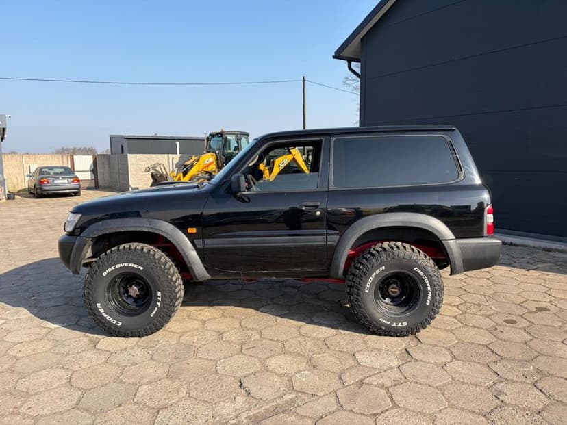 Nissan Patrol Y61 2.8