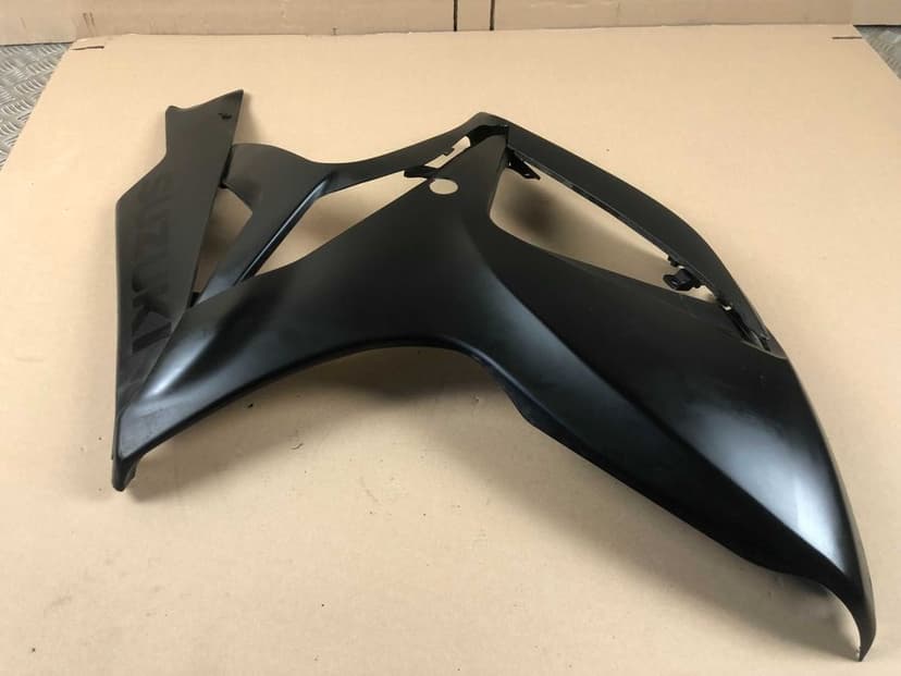 Suzuki GSX-R 600 700 K6 K7 Prawa Owiewka Osłona Wypełnienie Pług Bok