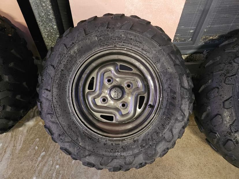 Kawasaki Brute Force 750 4x4 - Felga + Opona , Oryginalne koła