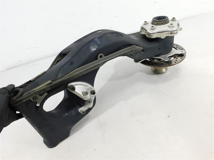 WAHACZ TYŁ ZAWIESZENIE MV AGUSTA 750 F4 BRUTALE 01-06 U-11 800093854