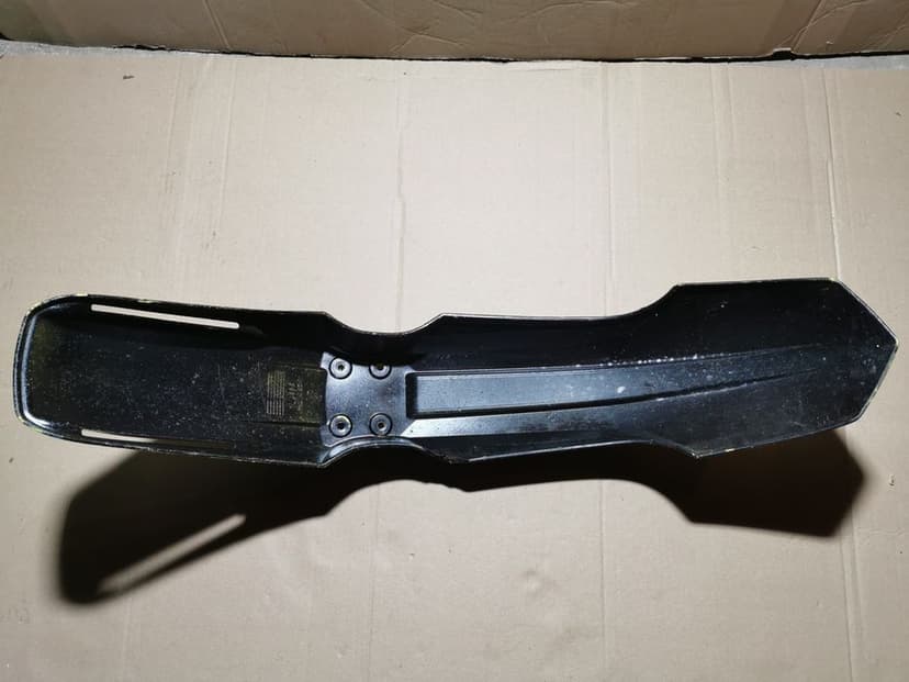 Suzuki RM 85 osłona błotnik przód owiewka