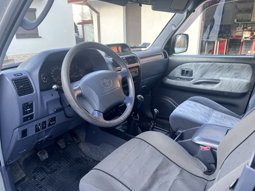 Toyota Land cruiser J95