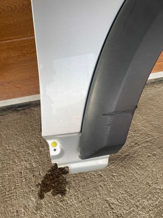 Błotnik Przód Prawy Land Rover Discovery III