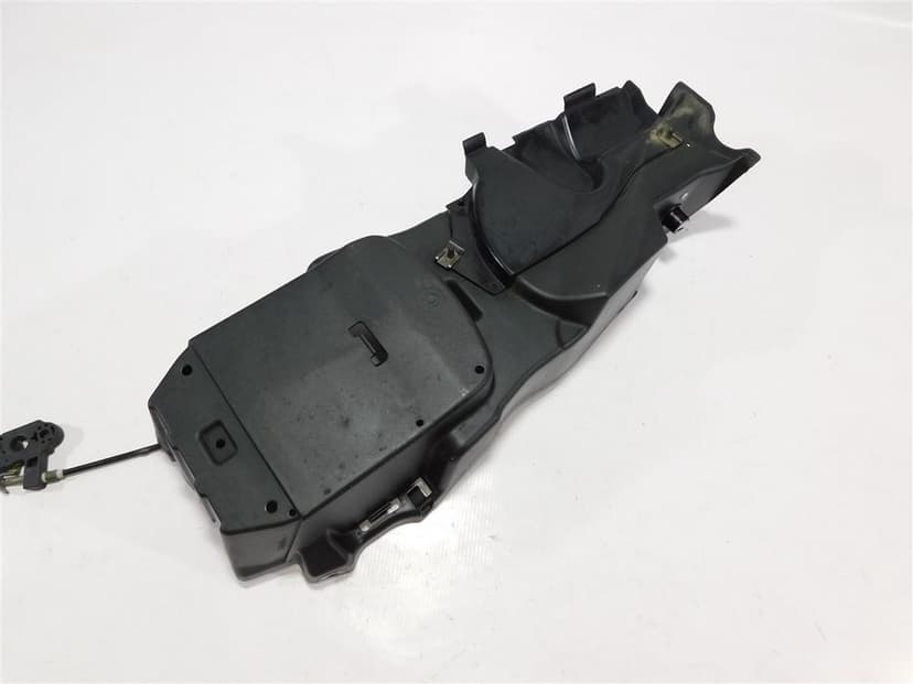 NADKOLE BŁOTNIK TYŁ PLASTIK TRIUMPH STREET TRIPLE 675 R 08-12