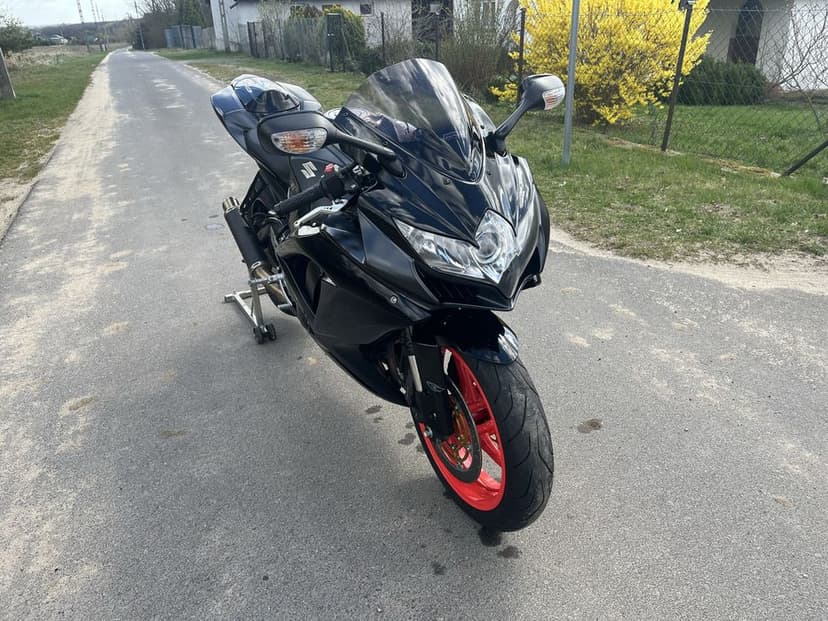Suzuki Gsxr 750 k8