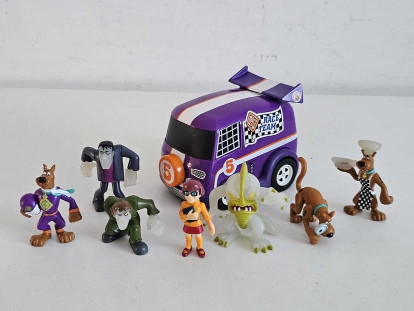Scooby-Doo Race Team mała furgonetka + figurki