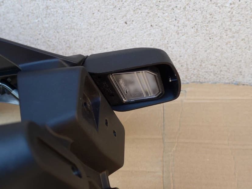 Yamaha R1 rn32/rn65 '15-24r BŁOTNIK tyl mocowanie tablicy oswietlenie