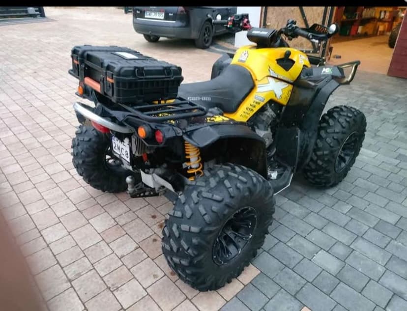 Sprzedam can am renegade 800r