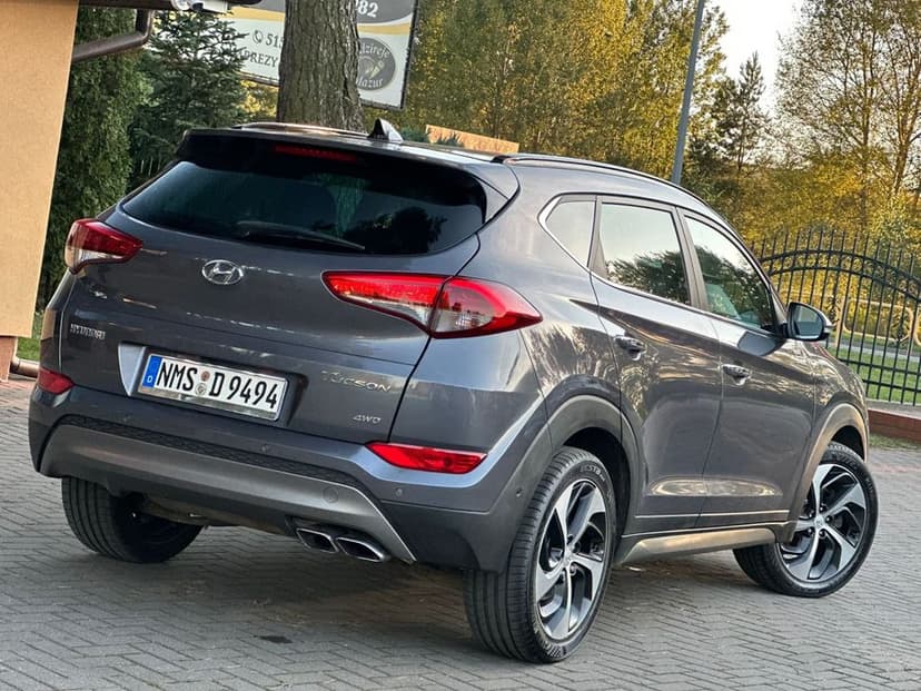 Hyundai Tucson 2.0CRDI 4x4 automat Premium full