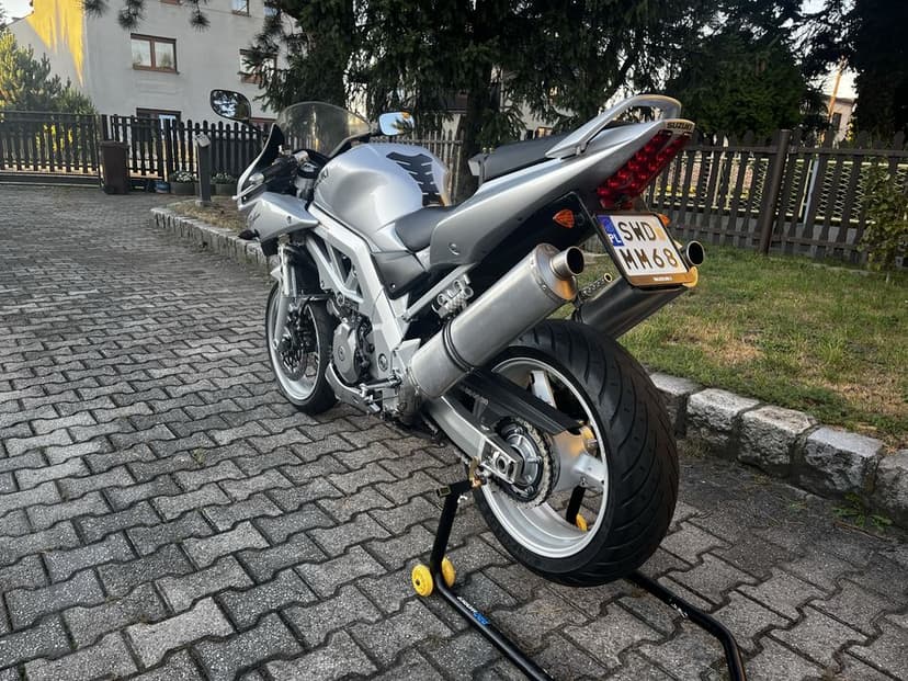 Suzuki Sv1000s Mały przebieg, Zadbany, Doinwestowany