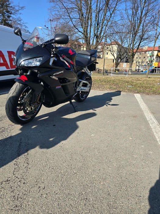 Honda cbr 1000rr