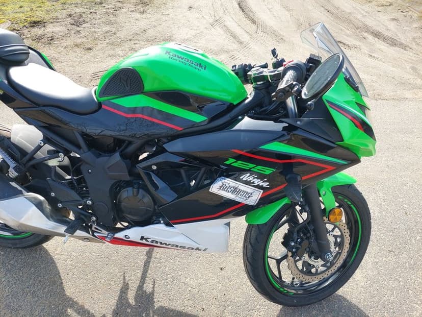 Kawasaki NINJA 125 ABS Z Niemiec serwisowany ładny polecam