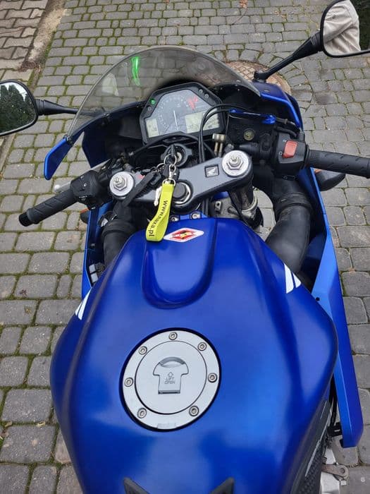 Honda CBR 600 RR 2004r pc37