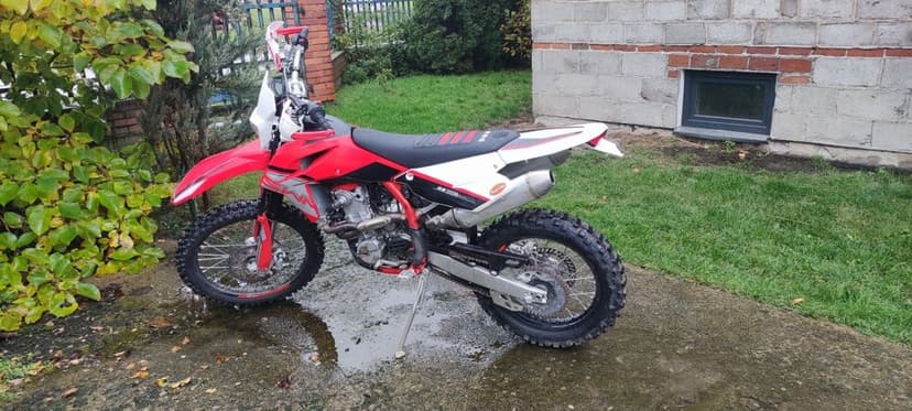 SWM rs500r (Husqvarna te510)