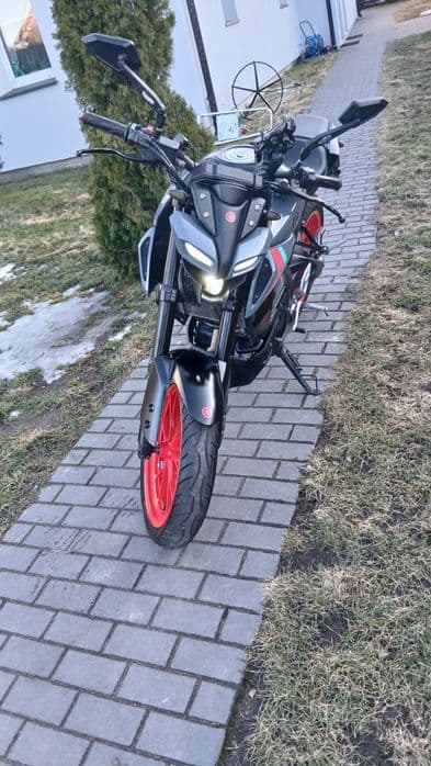 Sprzedam motocykl Yamaha Mt125 ROK 2021