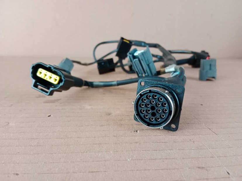 Ducati Panigale 959 Wiązka Instalacja Przepustnic i Wtrysków 16-19