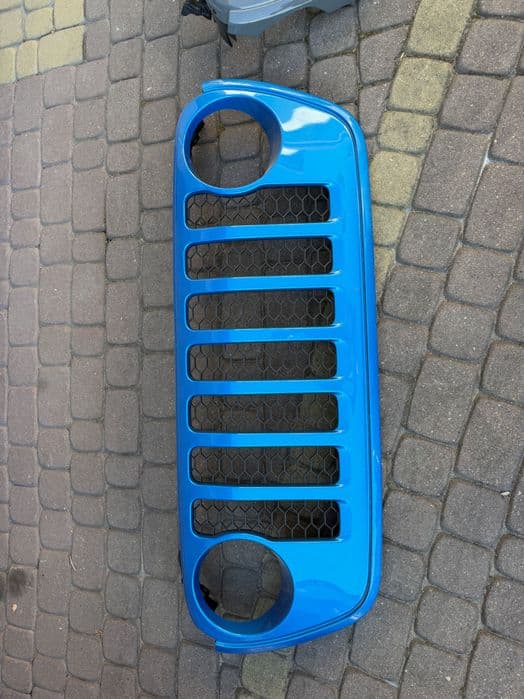 Grill/Atrapa Jeep Wrangler Oryginał Mopar