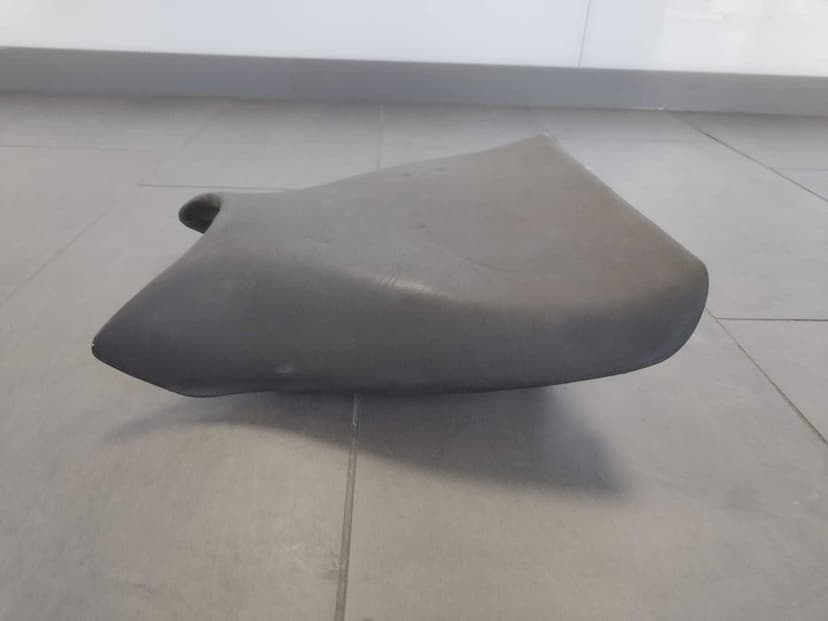 Siedzenie Kierowcy Kawasaki ZX-7R. 750 Ninja 1993-95 [3340]