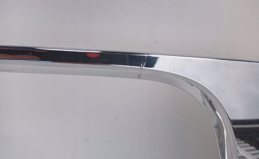 GRILL ATRAPA CHŁODNICY NISSAN NAVARA NP300