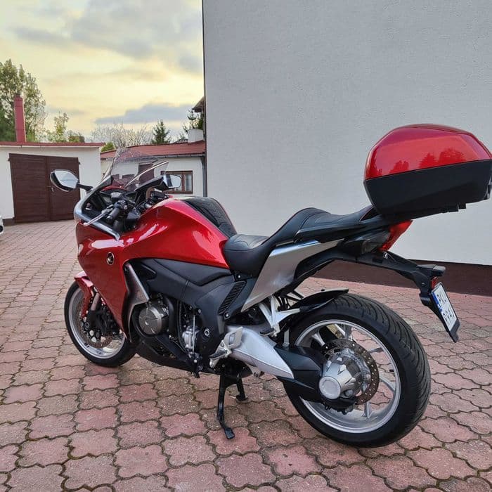 Honda VFR1200F 170KM 32 tys. przebieg bezwypadkowa zarej.