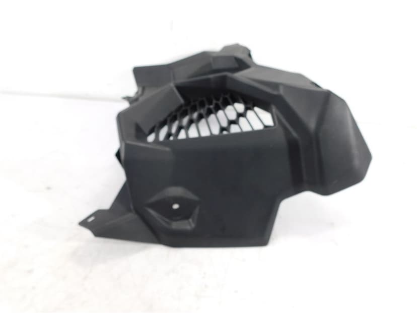 WYPEŁNIENIE PLASTIK CAN-AM MAVERICK X3 TURBO 17-24 ATRAPA TYŁ U-11 705010001