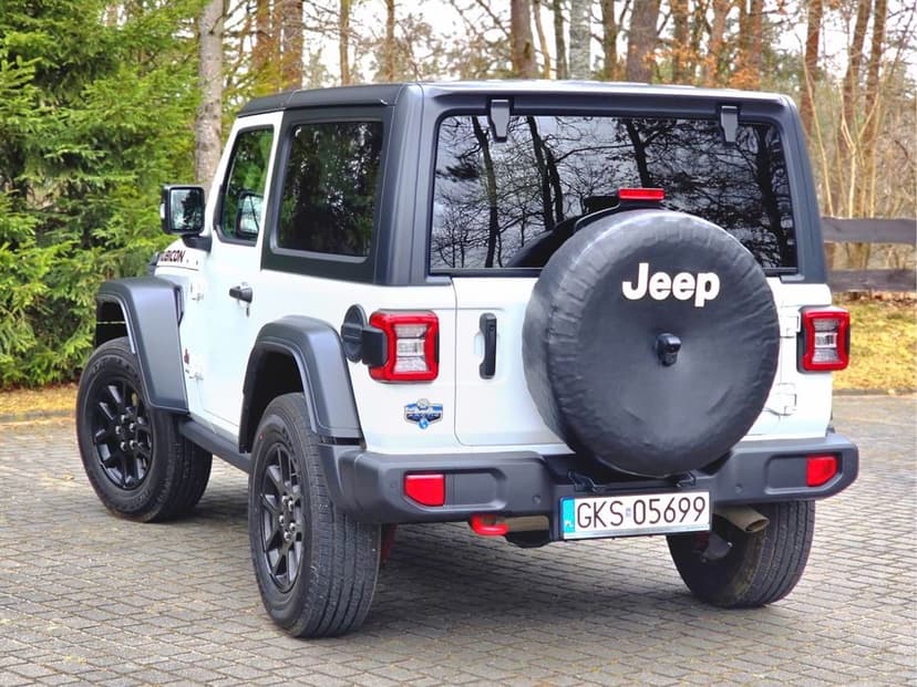 Jeep Wrangler Rubicon 2021 – perfekcyjny stan, niski przebieg, faktura VAT