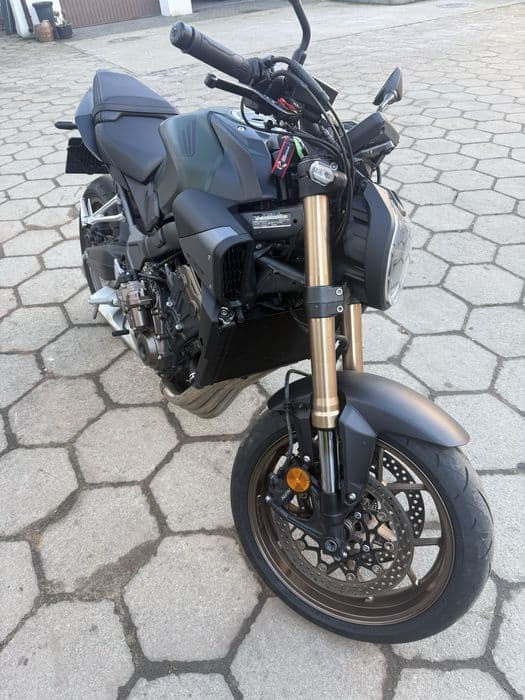 Honda  cb 650r  2024r .