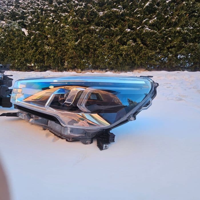 Lampy Toyota Hilux VIII full led