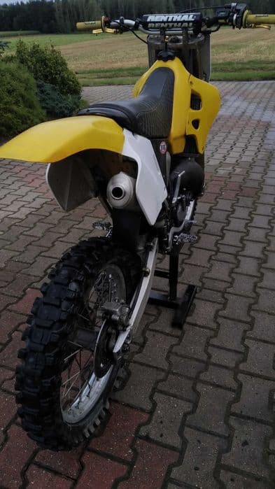 Suzuki rm 125 2t cross