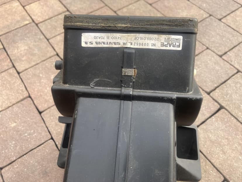 Suzuki samurai nagrzewnica obudowa hiszpan santana