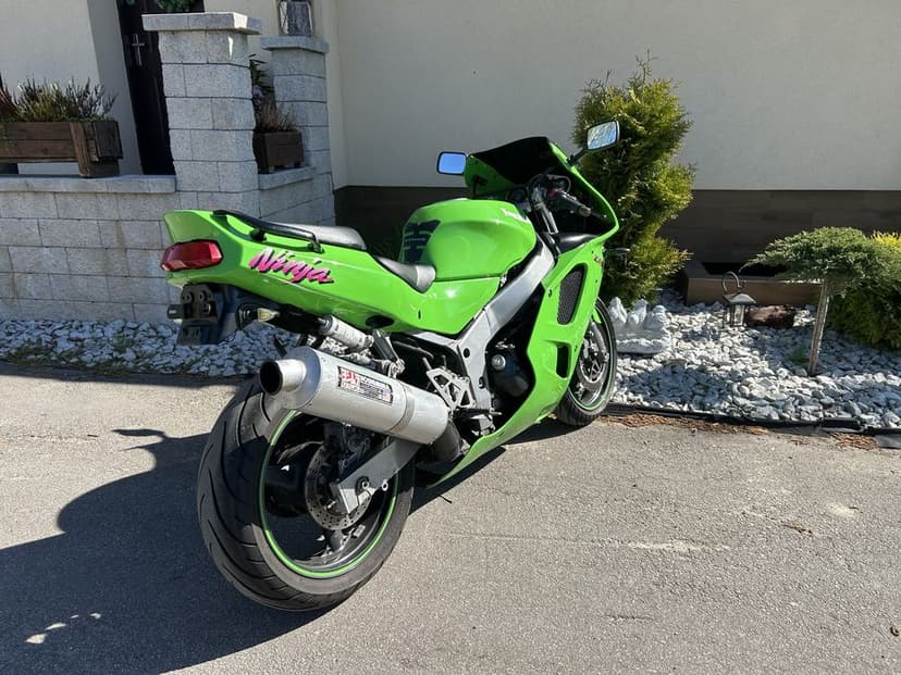 Kawasaki zx6r ninja zx6r