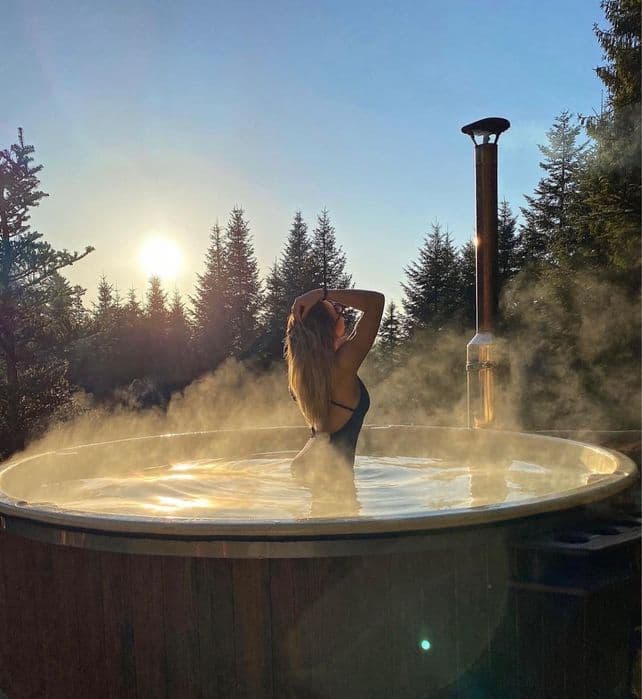 Domek w górach leśna bacówka, gorąca balia, ruska bania, domek w lesie