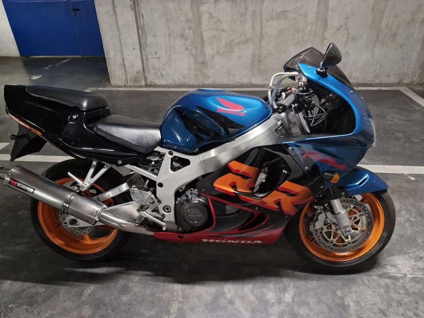 Honda CBR 900 RR Fireblade
