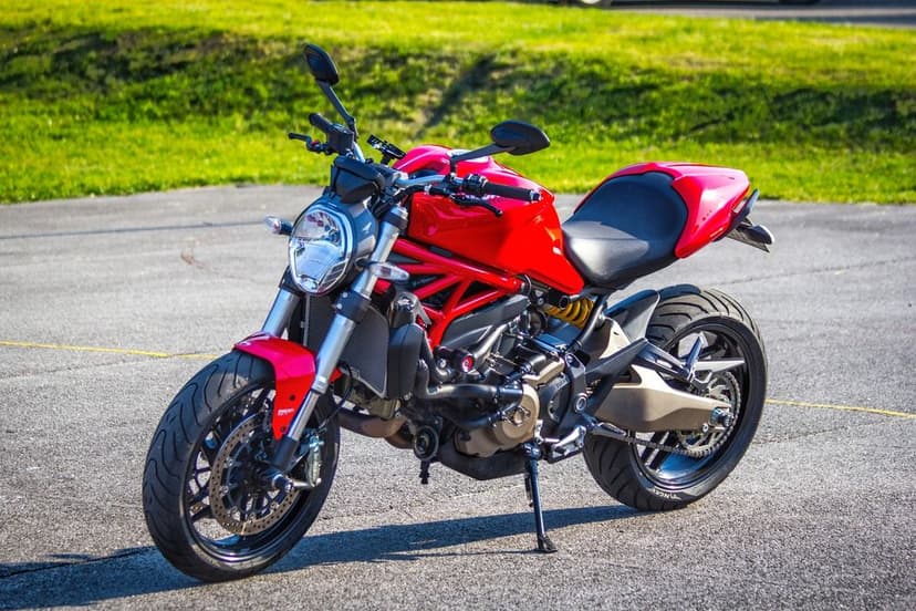 Ducati Monster 821, 26tys km, salon Polska, bardzo zadbany.