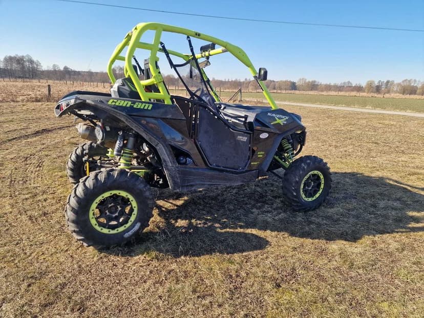 Quad Buggy Can am Maverick Turbo XDS 1000R 131HP 2015 stan bdb 4x4