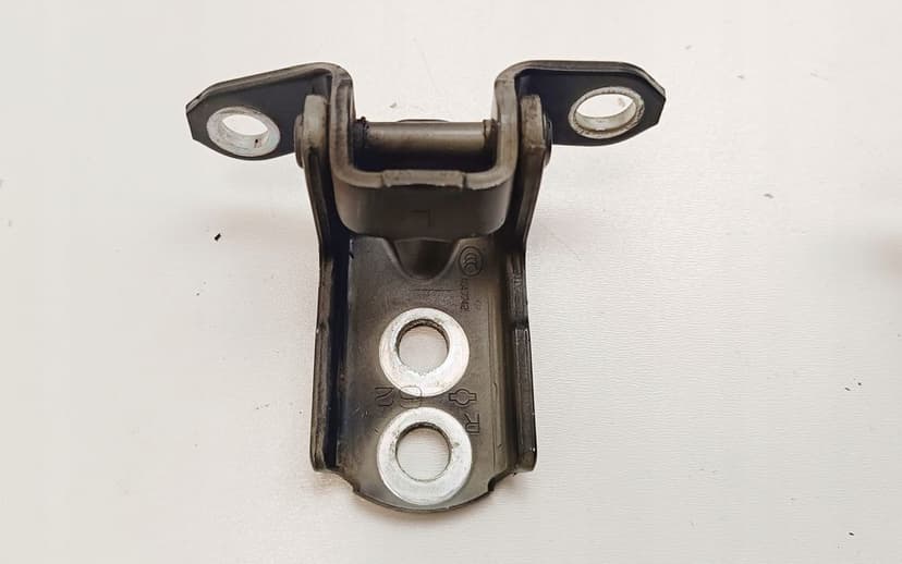 ZAWIAS DRZWI PRAWY PRZÓD PRZEDNI NISSAN NAVARA D23 NP300
