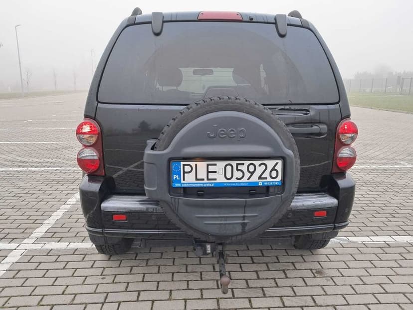 Sprzedam Jeep Cherokee 2006 rok