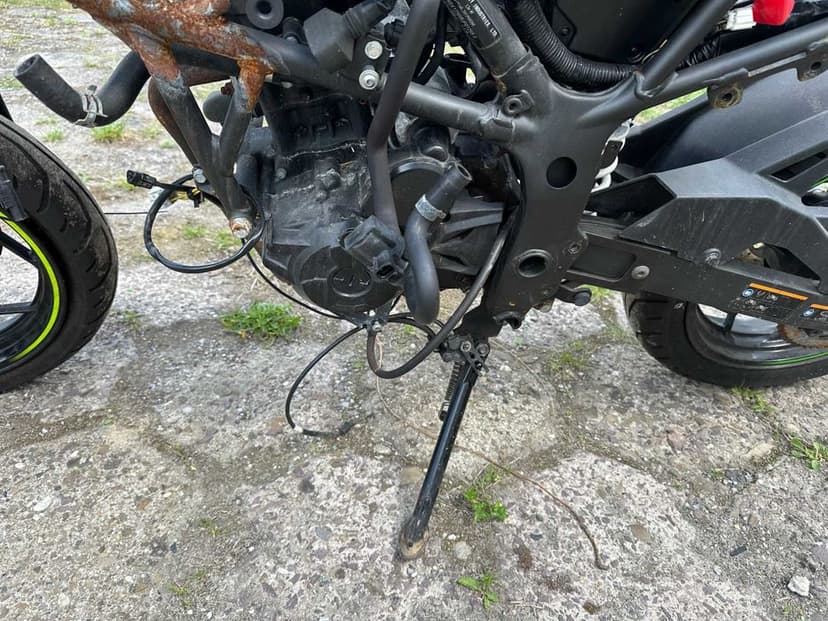 Rama, silnik Kawasaki Ninja 125, Z125  dow. rejestracyjny