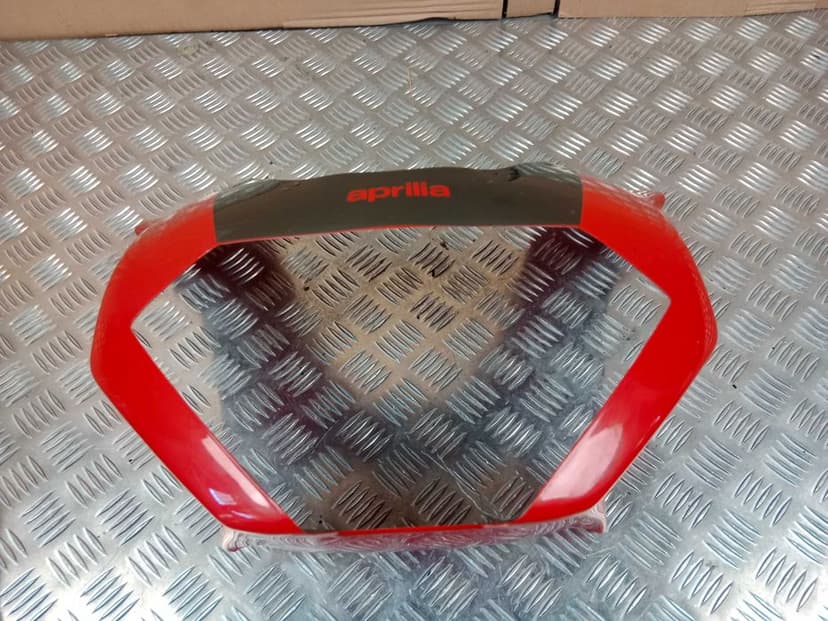 Aprilia Tuono RSV 1000 Mille Czasza Owiewka Czacha Wypełnienie 02-05