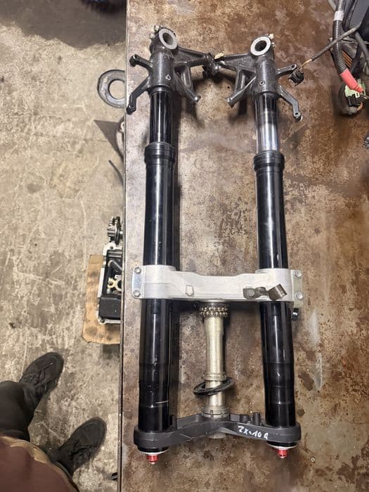 Lagi z półkami kawasaki zx-10r 08r