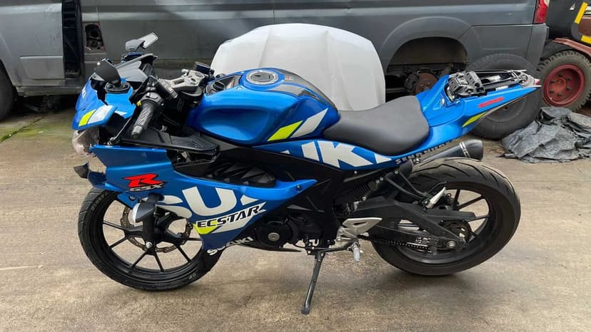 Suzuki Gsx-r 125 rok.2020 SPORT 10.000km uszkodzony - warszawa