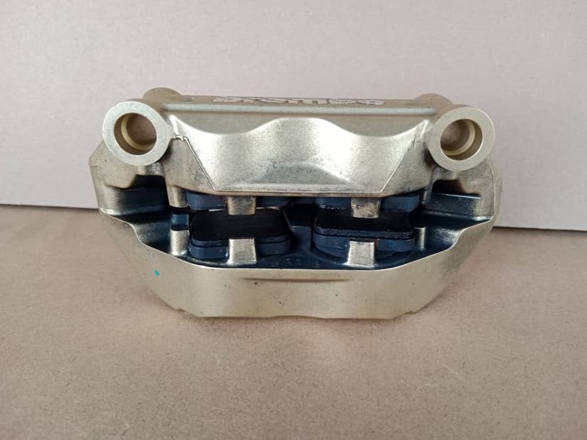 Bmw S1000rr S1000r S1000xr Zacisk Hamulcowy Przód Lewy Przedni 10-18