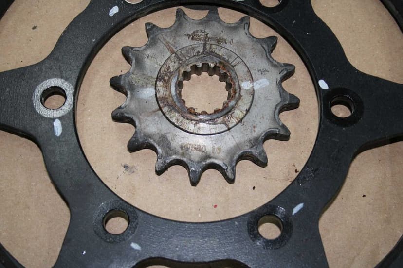 Napęd Łańcuch DID 530 VX3 Zębatki 16-48 Yamaha R6 5SL RJ05 RJ09 03-05