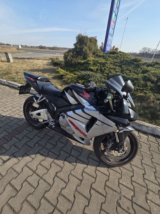 Honda CBR 600RR 2005 Polift - Zawieszenie upside-down