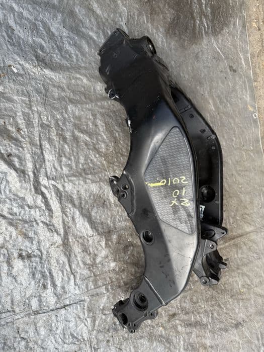 Kawasaki zx 10 r 2008rok 2010 rama silnik lagi czesci