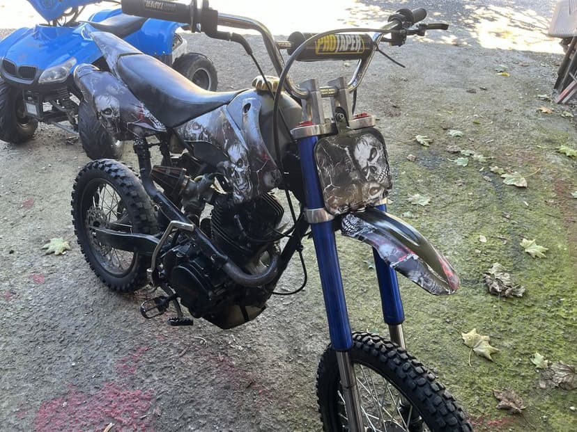 Cross 250 sprzedam lub zamienie za motocykl prl