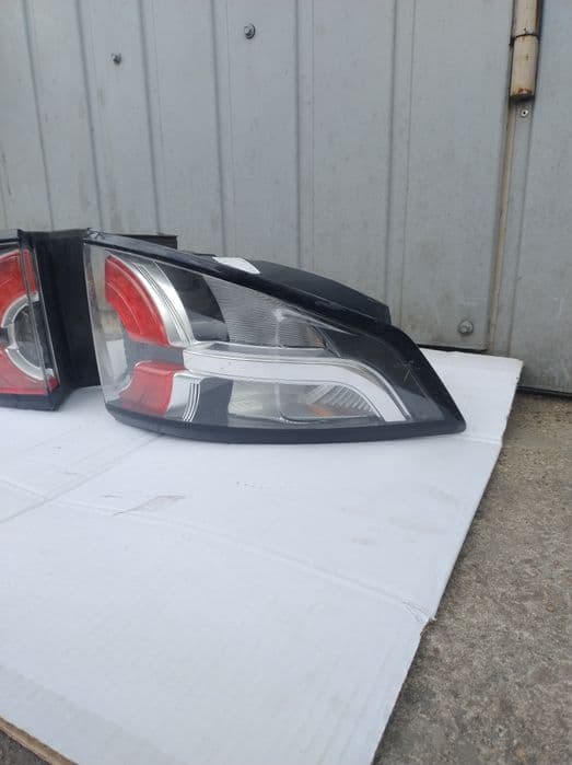 Lampa tylna peawa Land Rover Discovery Sport L550