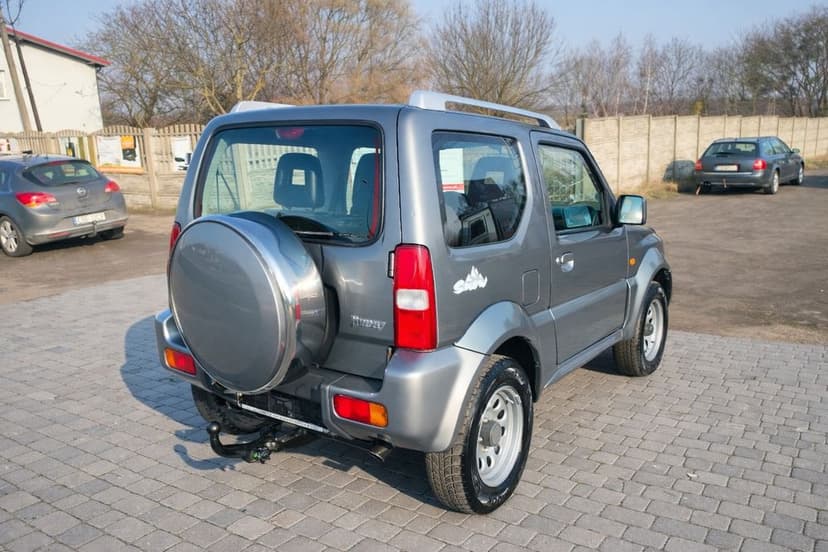 Suzuki Jimny 1.3 Benzyna 2006 rok  4x4 Mała terenówka!!!